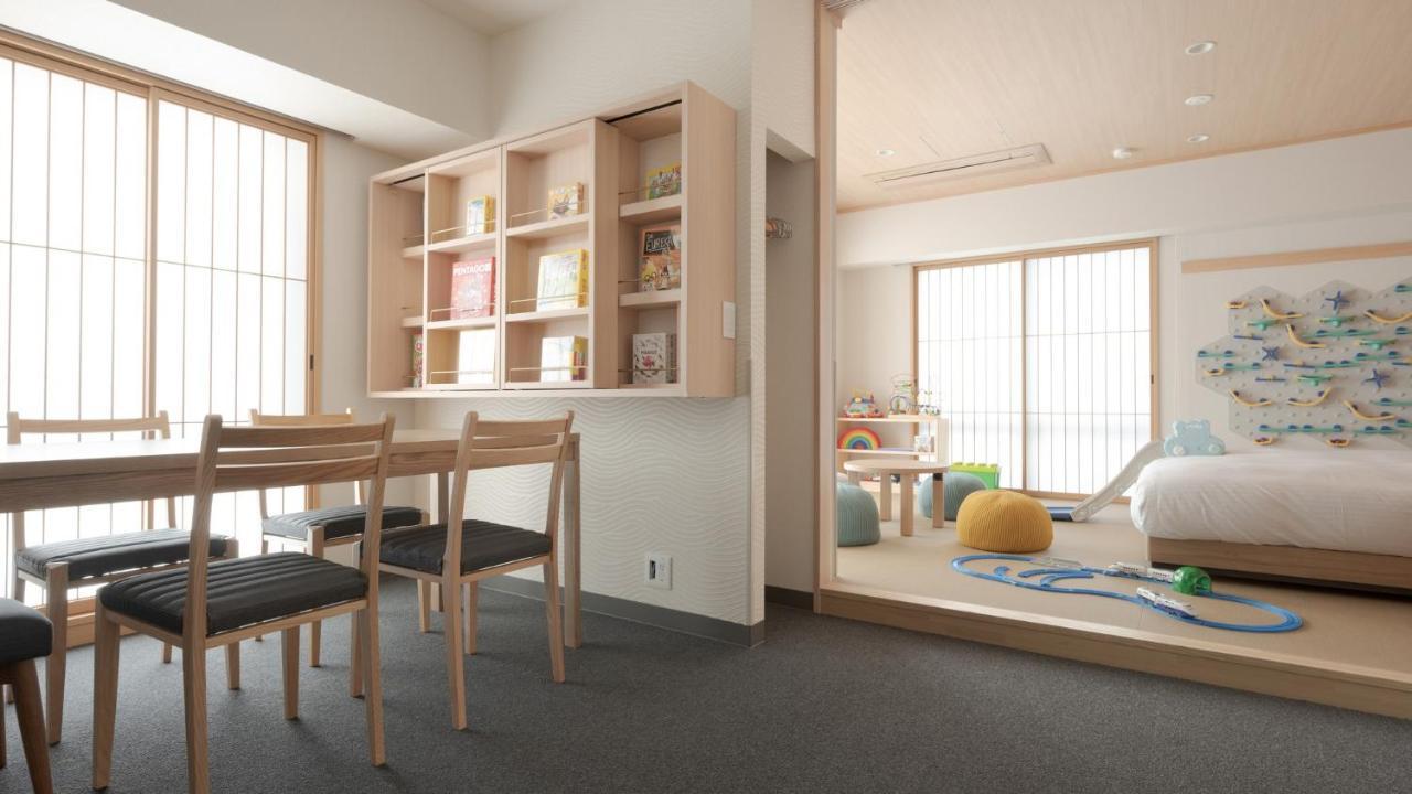 Kids' Board Game Room,1323054601:JPEG