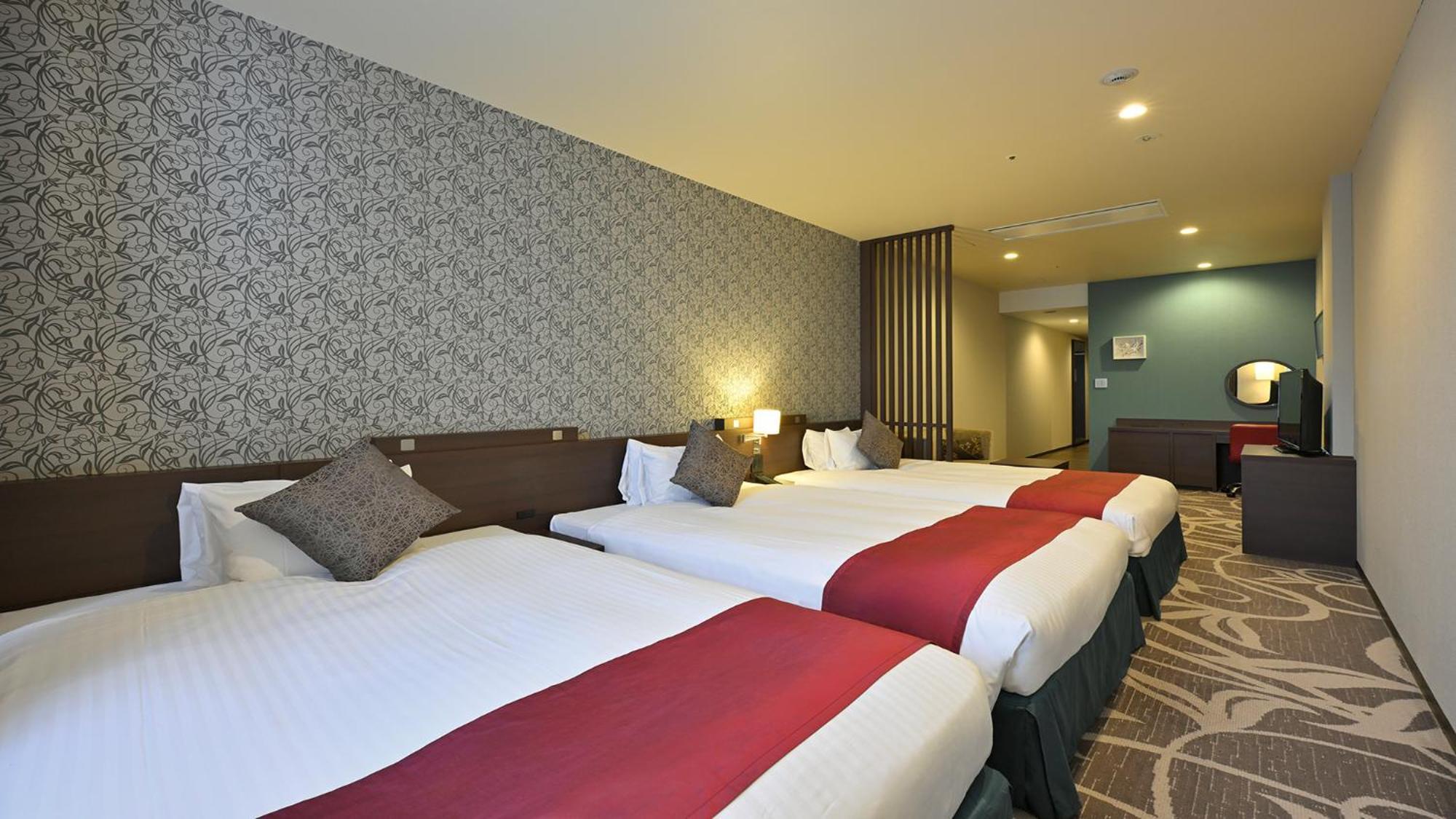 Deluxe Triple Room3 bed only