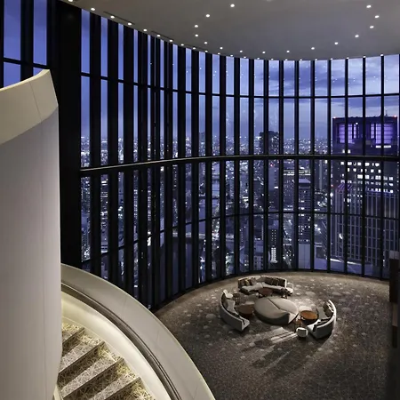 Conrad Osaka-2
